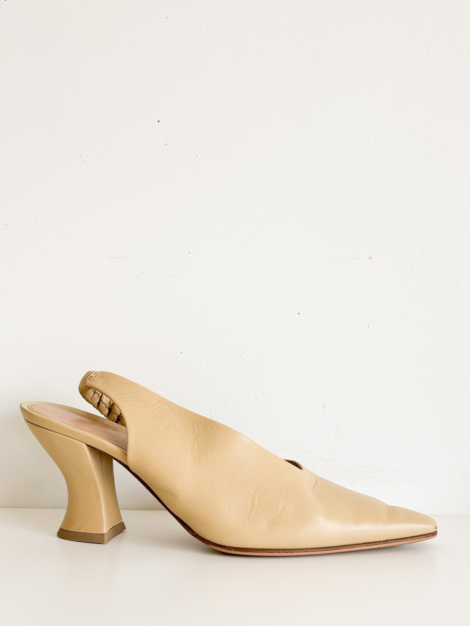 Almond toe slingbacks cheap