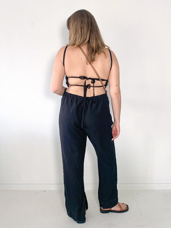 Contrast Stitch Strappy Linen Jumpsuit