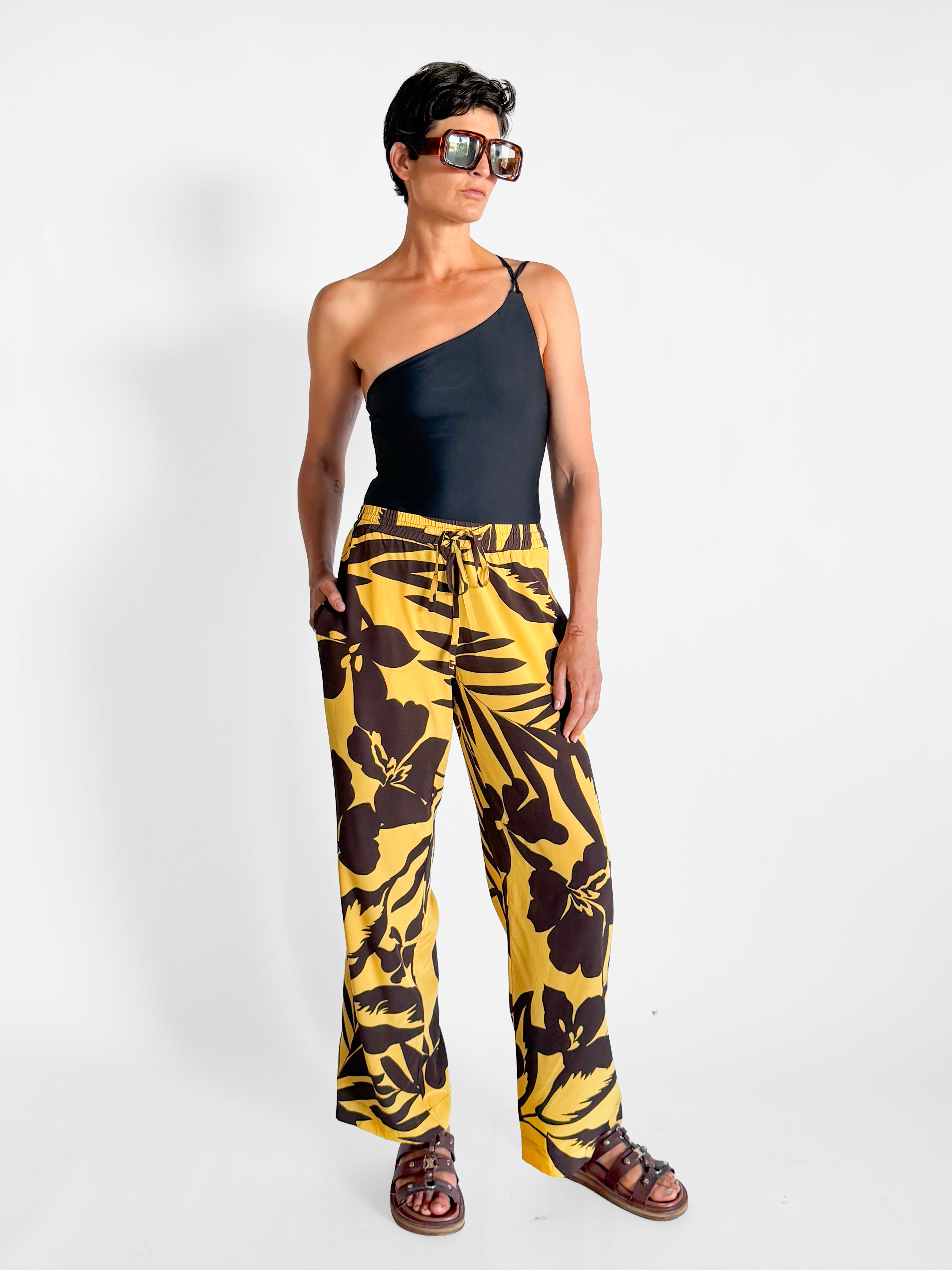 Matteau Drawstring Pant, image 4 of 4