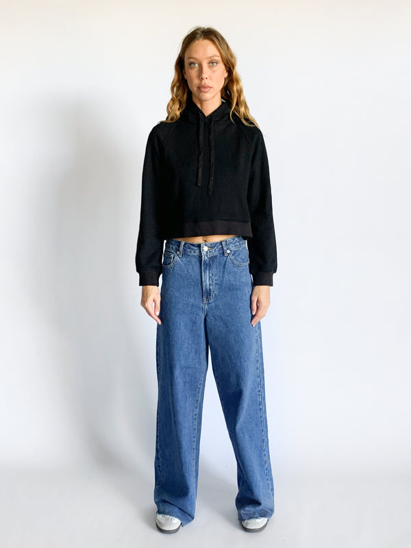 Signature Denim Relaxed Straight Jean
