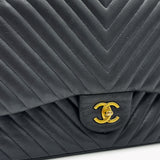 Jumbo Classic Chevron Handbag