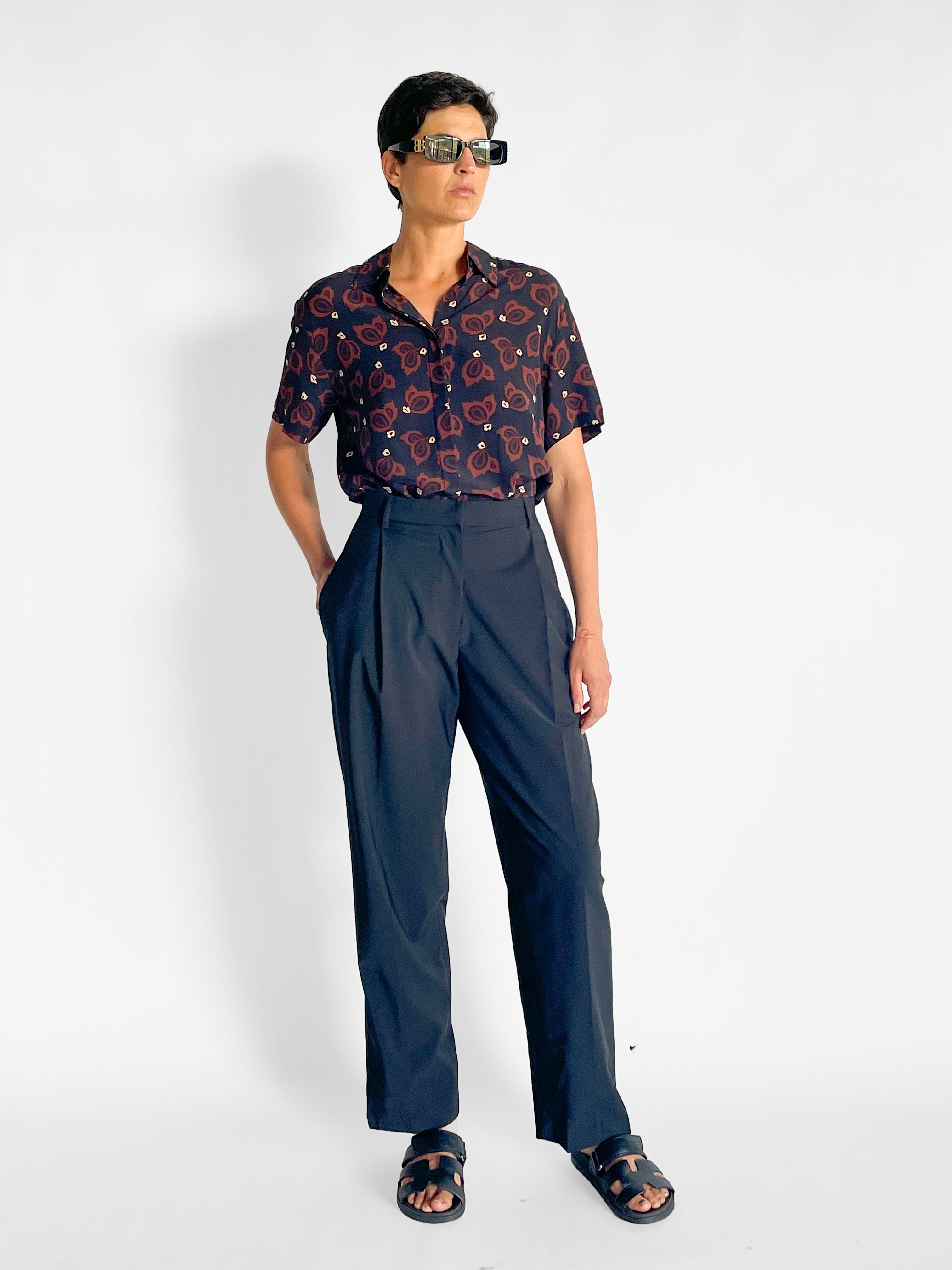 Matteau Relaxed Tailored Pleat Trouser — image 2 of 5
